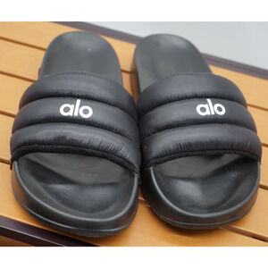 Alo Yoga Cloud It Padded Slide in Black sz 6.5